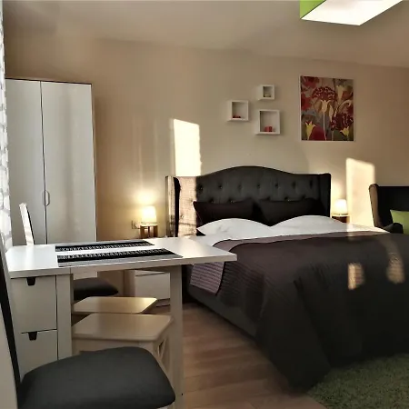 Vin Service Atbrivosanas Alley 101 Apartman